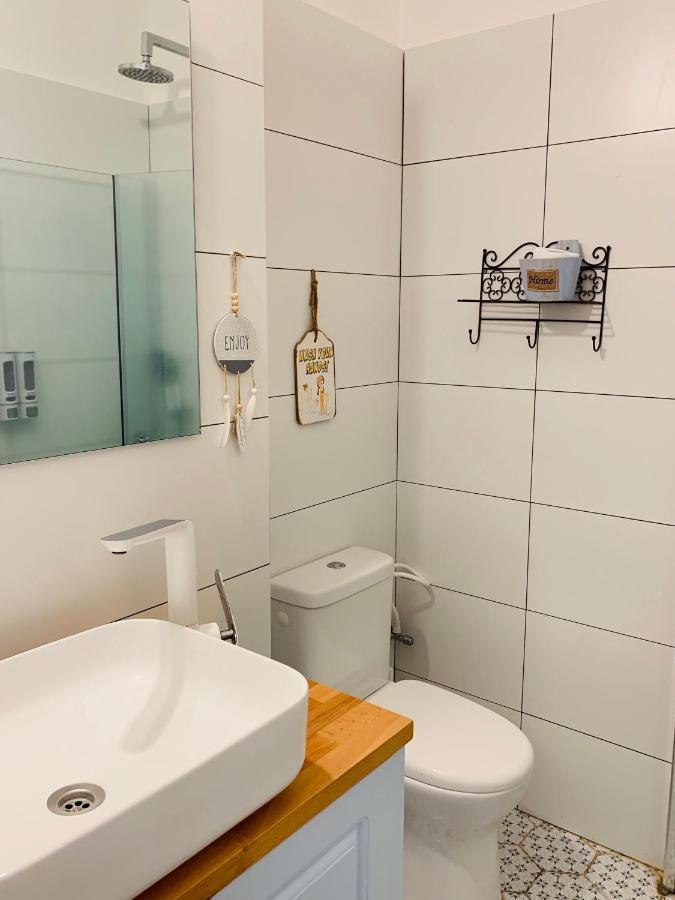 Royal Sea Studio Нетания Экстерьер фото